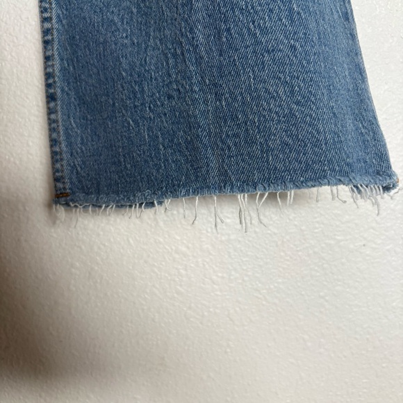 NWT Abercrombie & Fitch Curve Love High Rise 90s Relaxed Jeans Size 27 Short - Picture 4 of 8